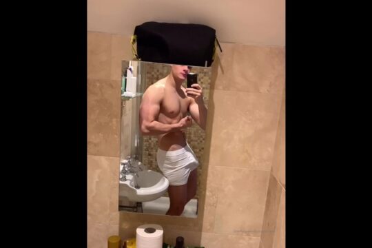 Showing off my young fit body and cock – Big Tobez (bigtobez) video thumbnail