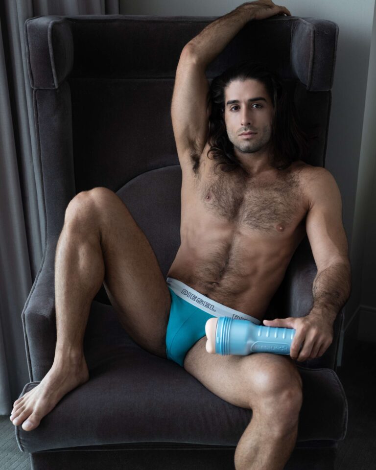 Diego Sans (thediegosans)