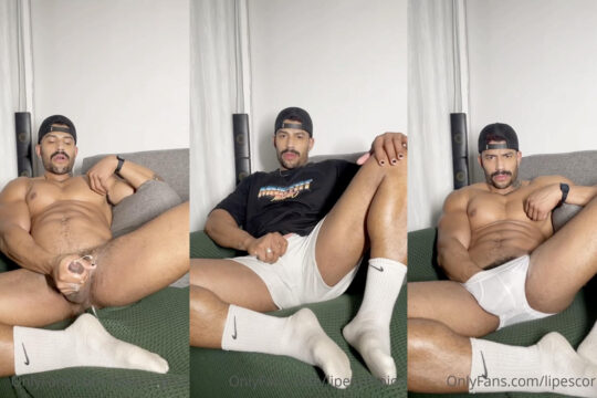 Jerking off and cumming over my sock – Lipe Scorpion (lipescorpion) video thumbnail